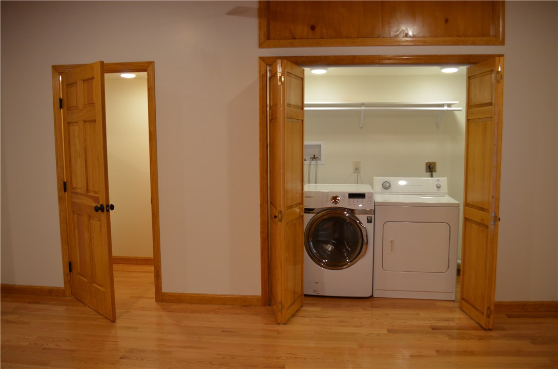 22 Weaver Hill Road Coventry, RI 02816 - Photo 22 of 41 1/2 bath and laundry