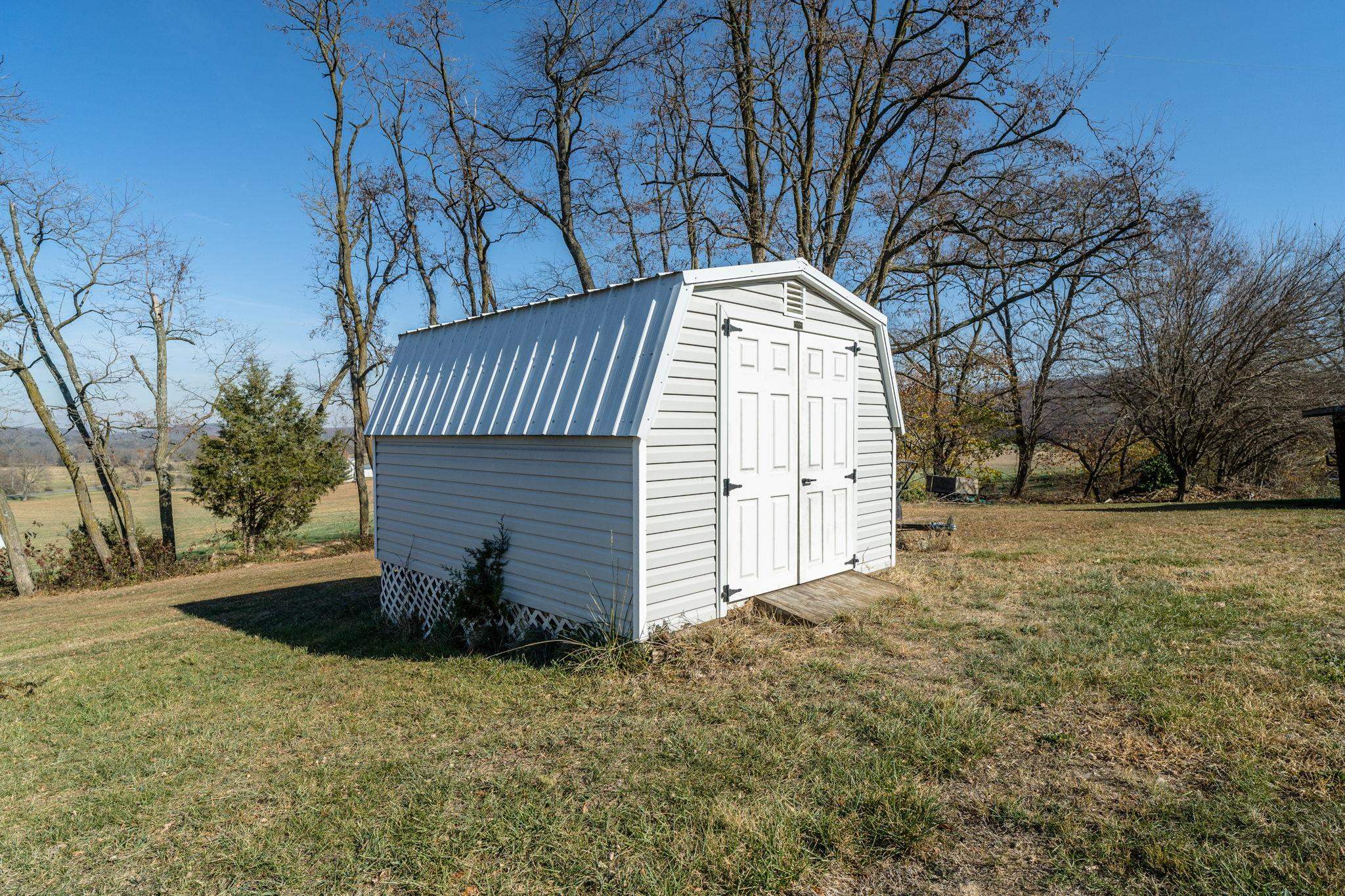 3154 Layman Trestle Road Harrisonburg, VA 22802 - Photo 28 of 30 a view of backyard of house