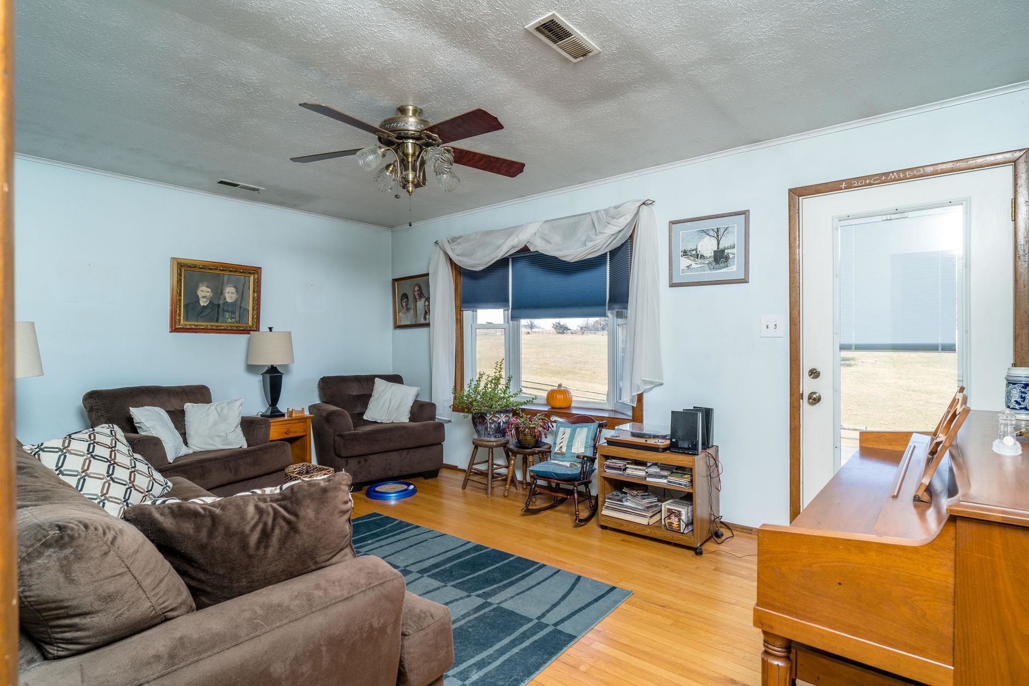 3154 Layman Trestle Road Harrisonburg, VA 22802 - Photo 5 of 30 a living room with furniture and a large window