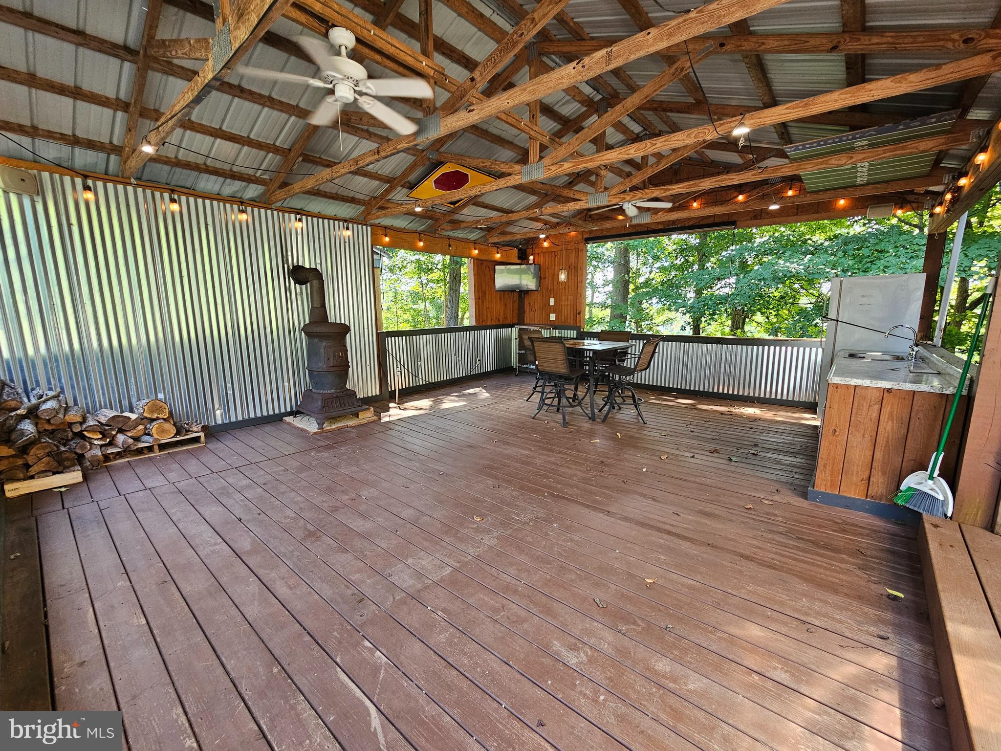 117 Boo Boo Boulevard Falling Waters, WV 25419 - Photo 6 of 31 Gallery Image 6