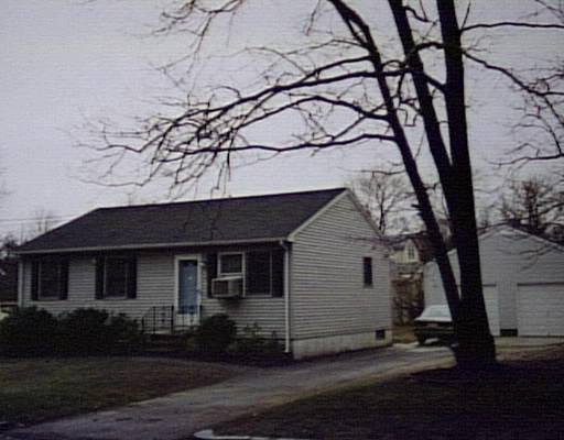 24 Walsh Street Springfield, MA 01109 - Photo 1 of 1 Gallery Image 1