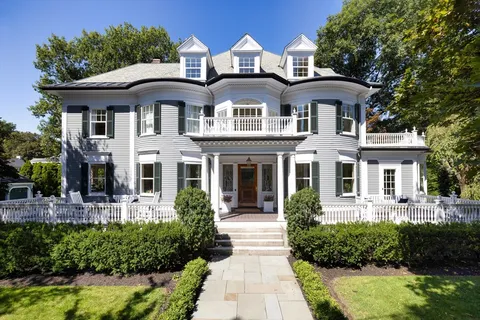 $4,699,000 | 59 Hyde Avenue, Newton, MA 02458