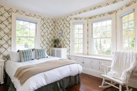 $4,699,000 | 59 Hyde Avenue, Newton, MA 02458