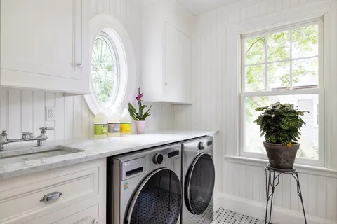 $4,699,000 | 59 Hyde Avenue, Newton, MA 02458