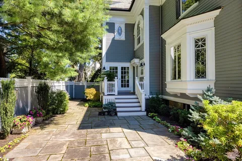 $4,699,000 | 59 Hyde Avenue, Newton, MA 02458