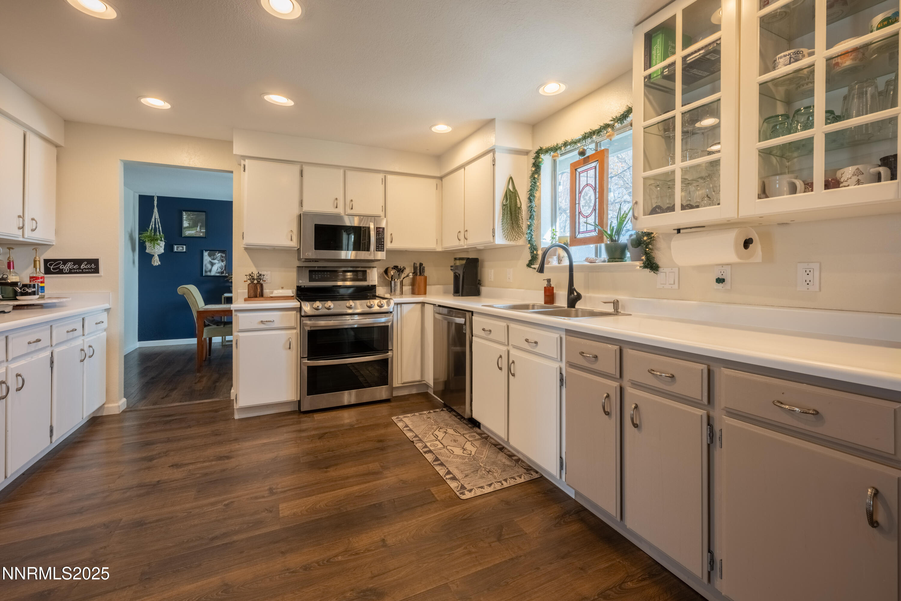2860 Santa Ana Drive Reno, NV 89502 - Photo 6 of 37 _Z083732-HDR