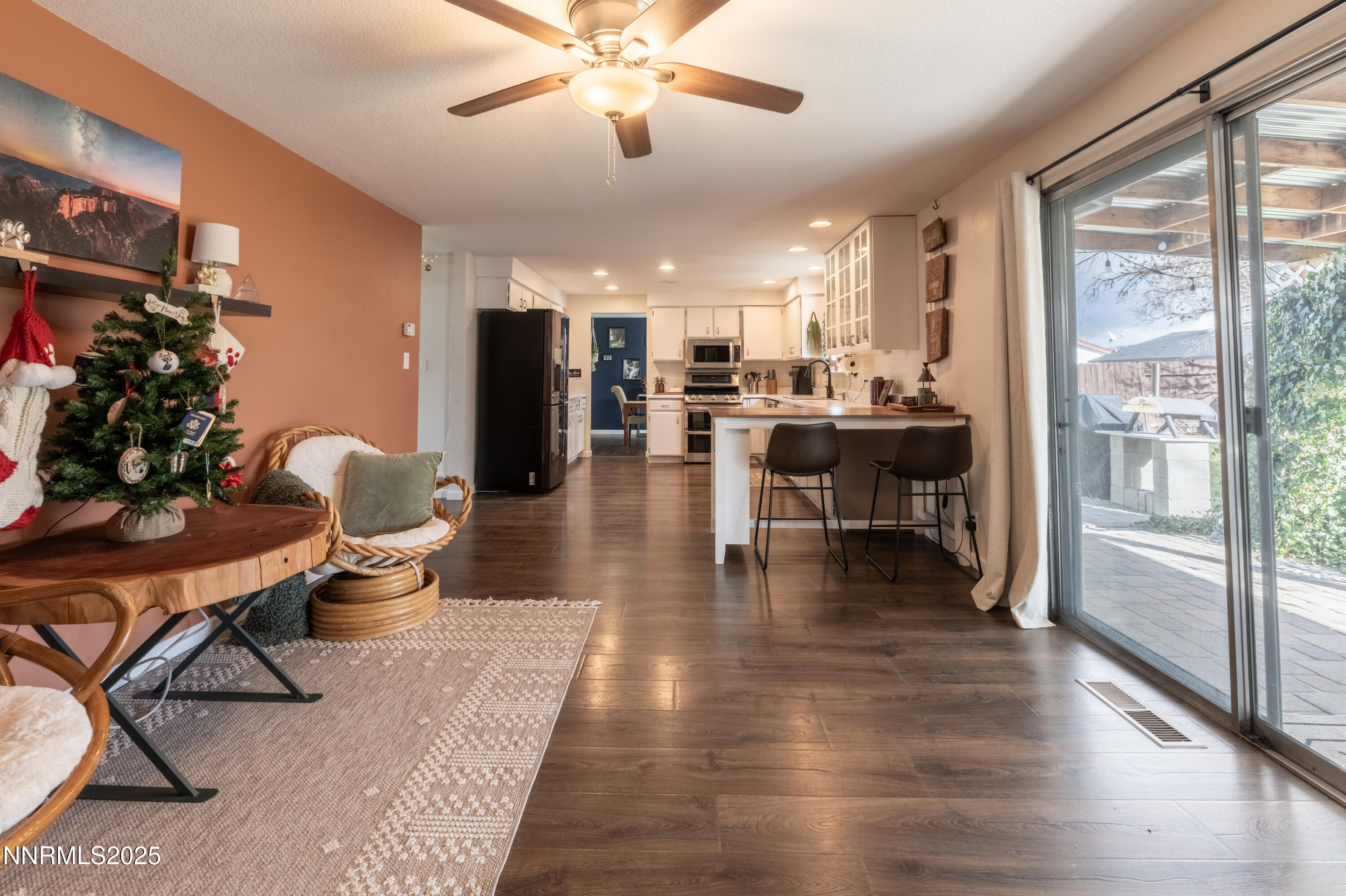 2860 Santa Ana Drive Reno, NV 89502 - Photo 8 of 37 _Z083707-HDR