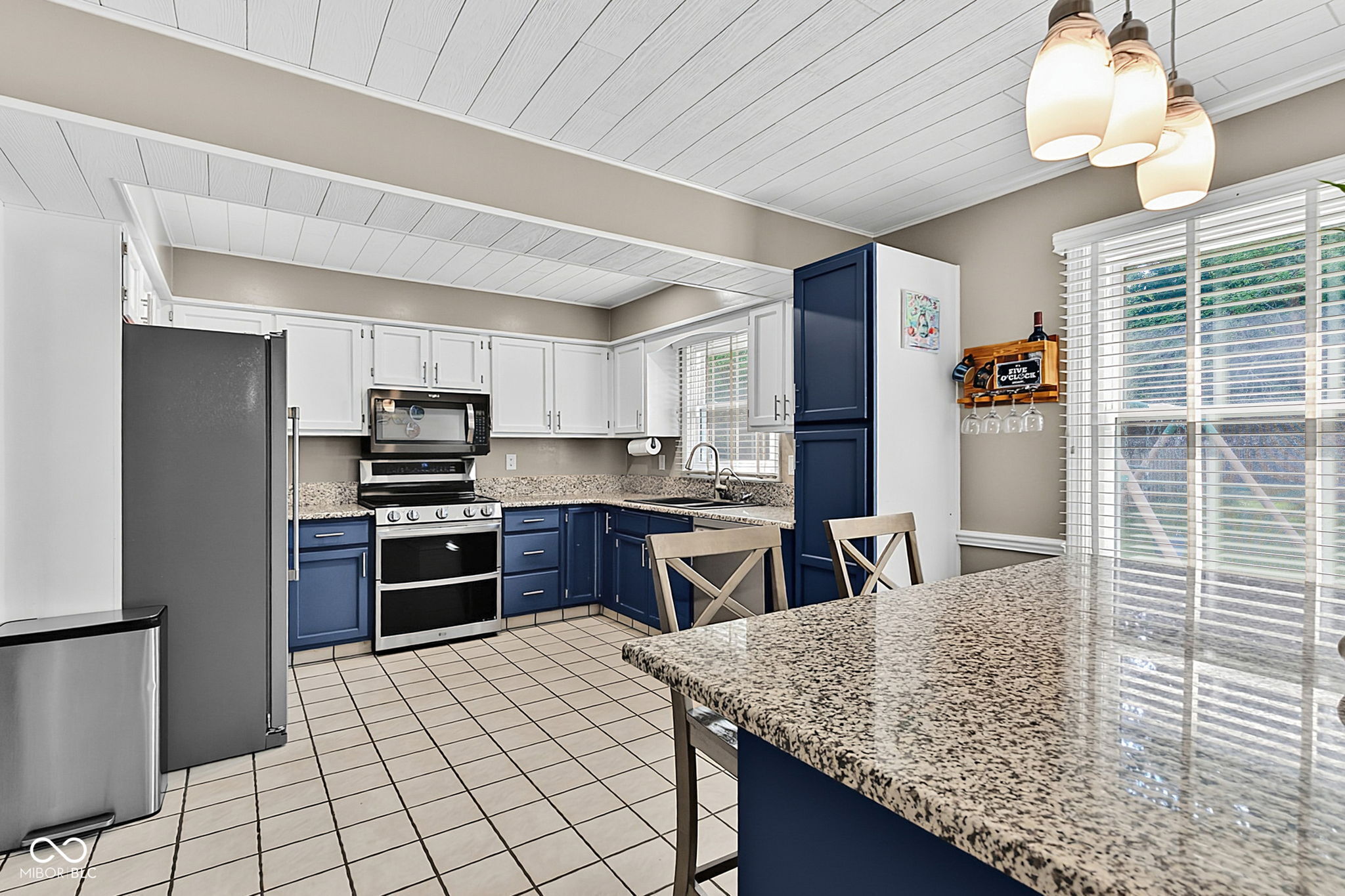 12424 Charing Cross Road Carmel, IN 46033 - Photo 16 of 48