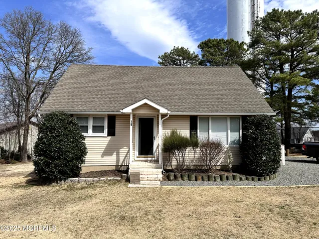 $2,750 | 79 Ash Road, Manahawkin, NJ 08050