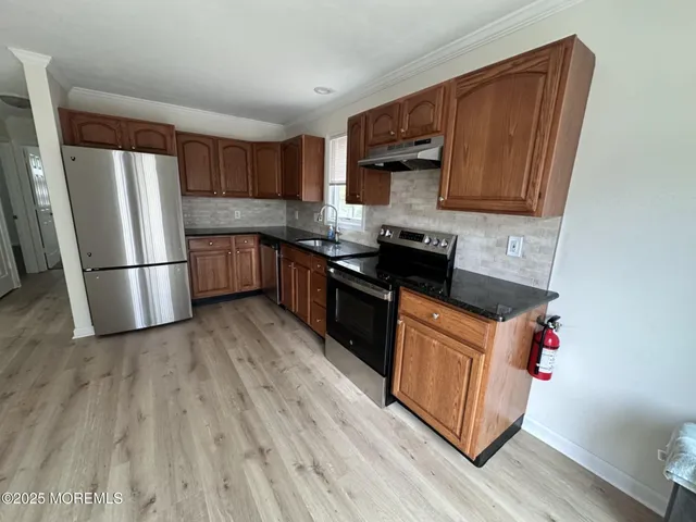 $2,750 | 79 Ash Road, Manahawkin, NJ 08050