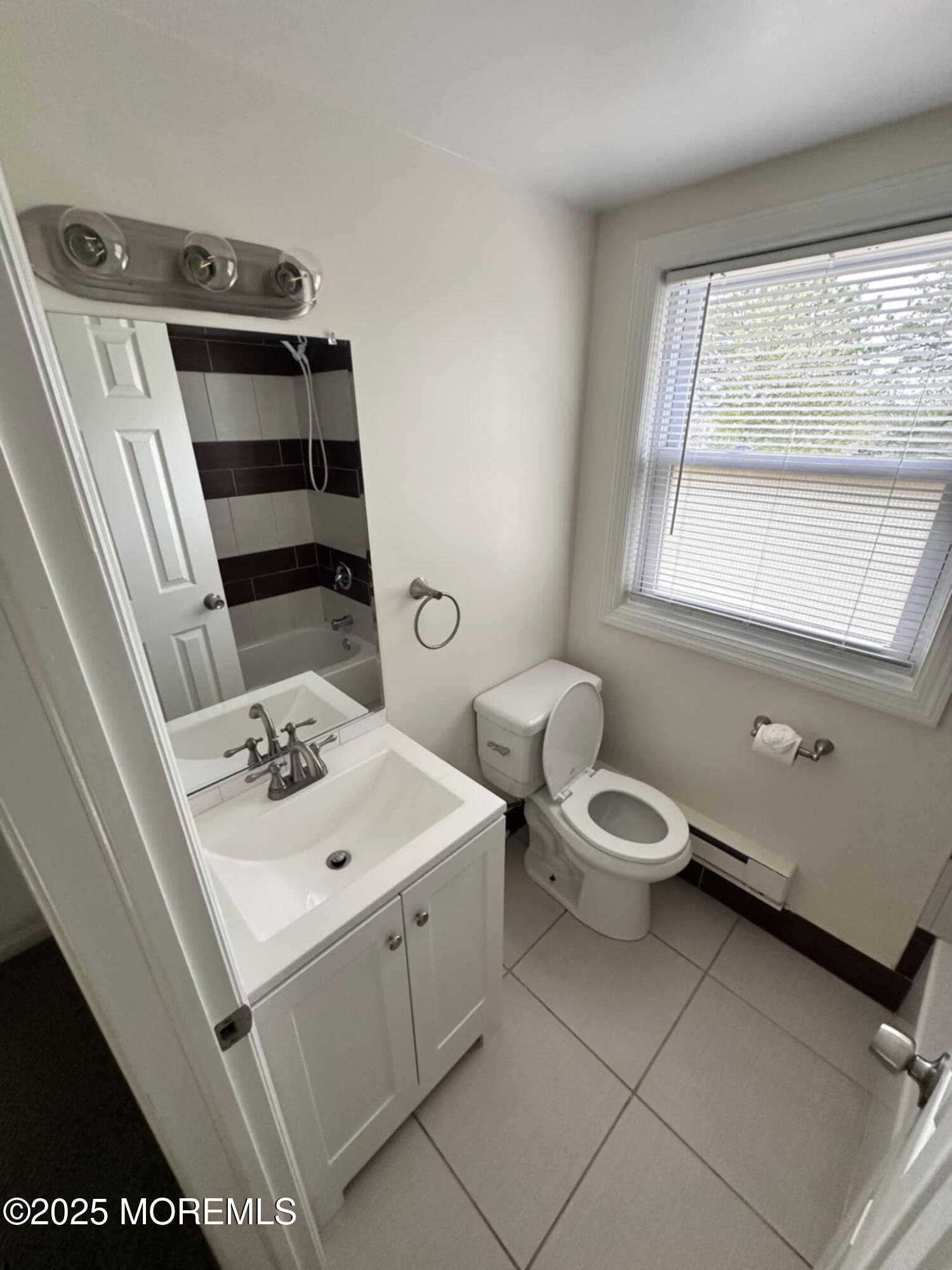 79 Ash Road Manahawkin, NJ 08050 - Photo 7 of 16 c91b5401-c4d4-4e25-aa82-2d68294c56b3