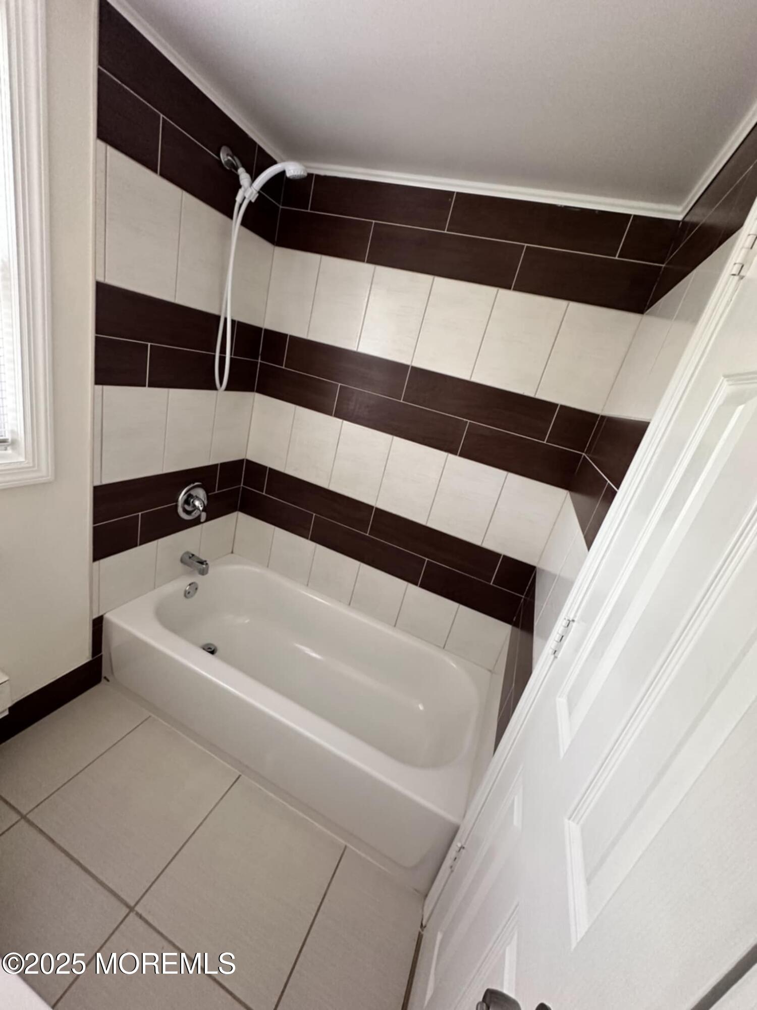 79 Ash Road Manahawkin, NJ 08050 - Photo 8 of 16 f11a244e-ff39-4e0e-8f21-f504d7e28fac