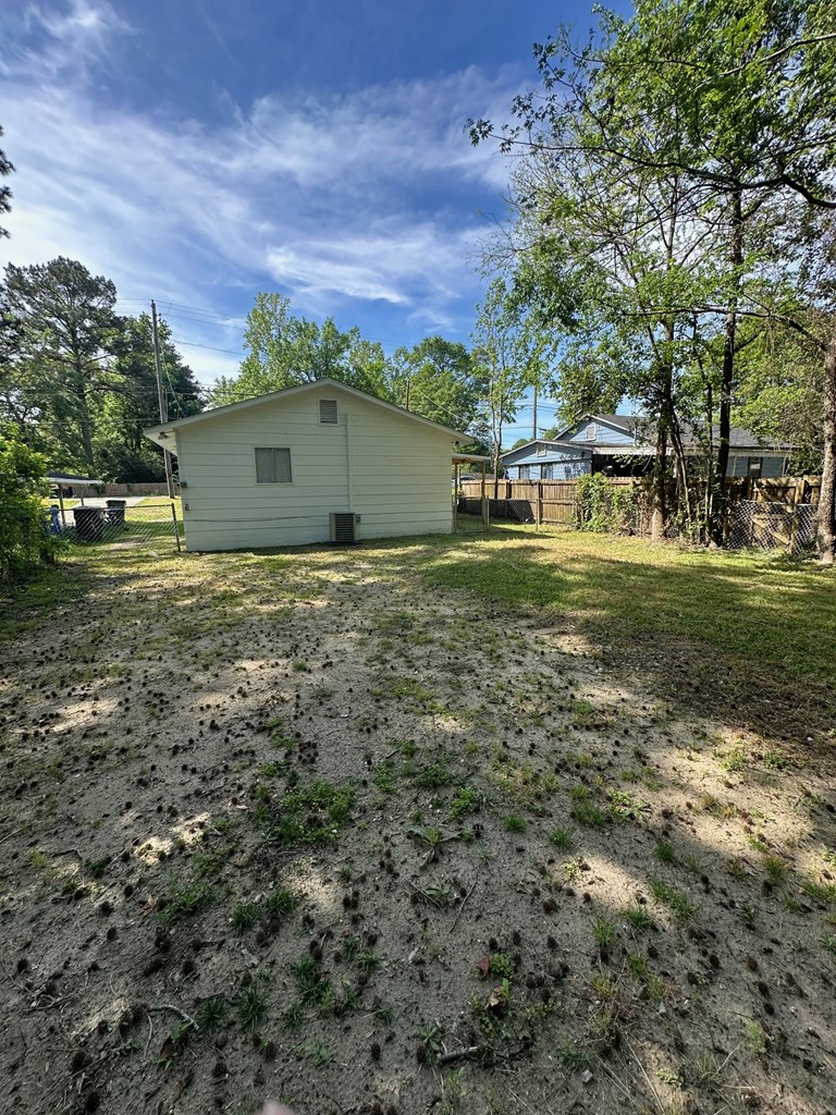 4135 Forrest Road Columbus, GA 31907 - Photo 14 of 15 a backyard of a house