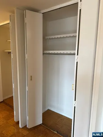 $2,000 | 39 East 39th Street, Unit 2L, Paterson, NJ 07514