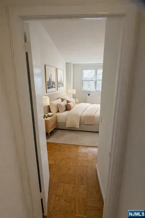 $2,000 | 39 East 39th Street, Unit 2L, Paterson, NJ 07514