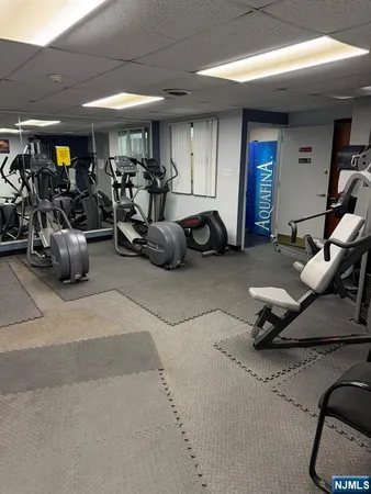 $2,000 | 39 East 39th Street, Unit 2L, Paterson, NJ 07514