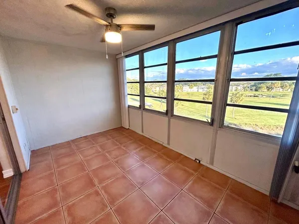 $1,595 | 7608 Northwest 18th Street, Unit 403, Margate, FL 33063