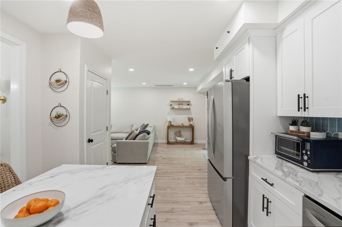 72 Wilbur Road Lincoln, RI 02865 - Photo 7 of 46