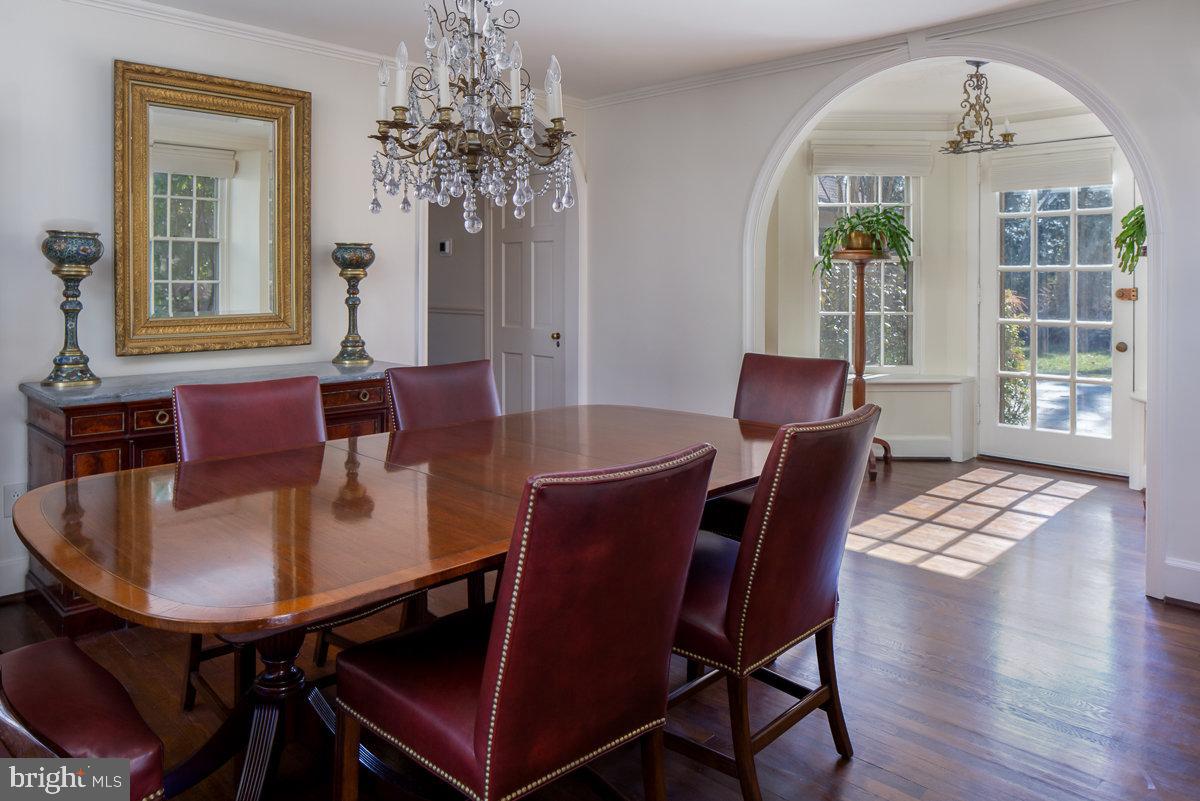218 Fairview Road Narberth, PA 19072 - Photo 6 of 31 Dining Room with Alcove Exit to Side Patio