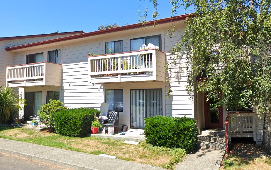 200 High School Road Northeast Bainbridge Island, WA 98110 - Photo 3 of 9