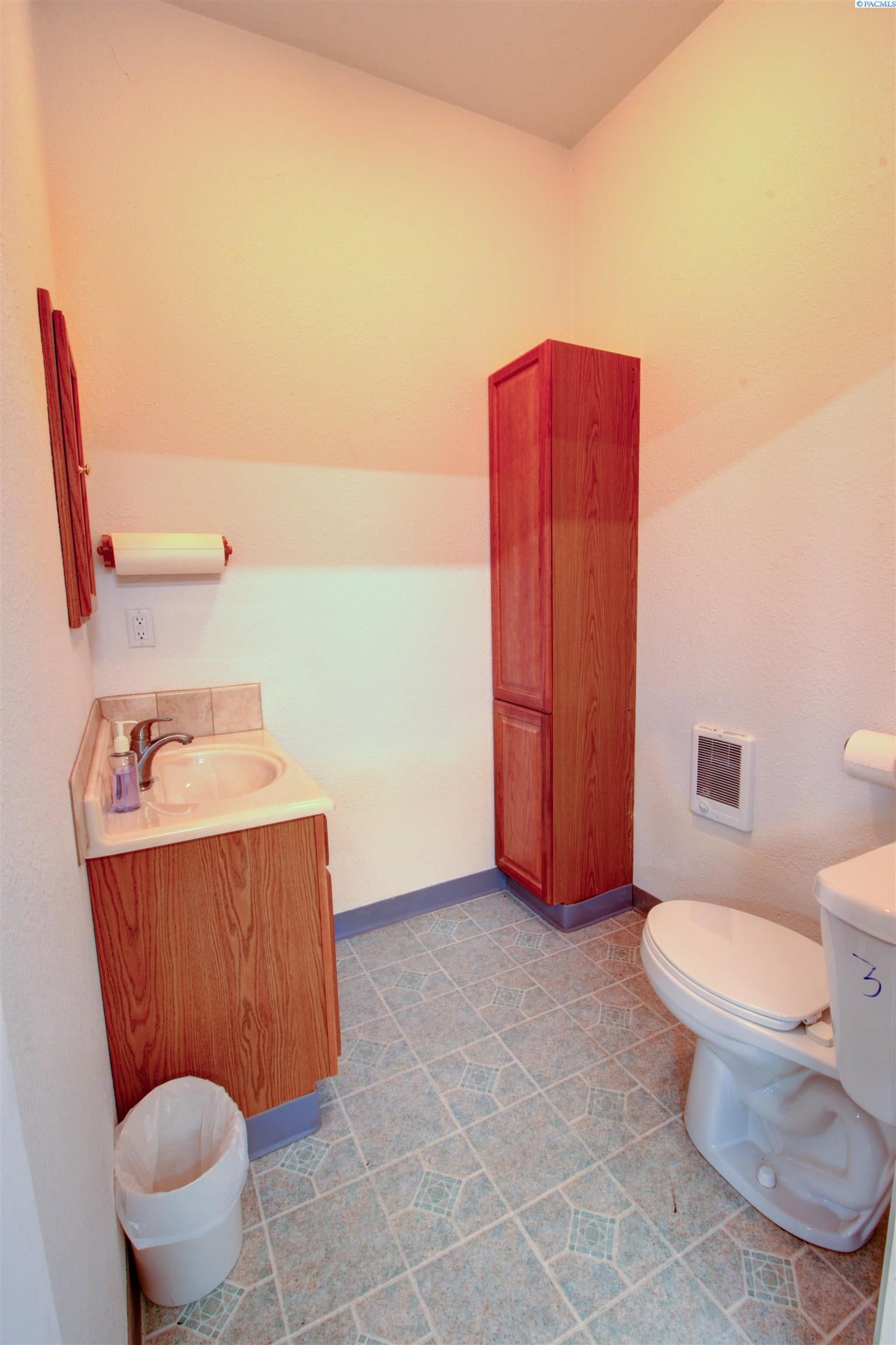 45802 South Fremont Road Kennewick, WA 99337 - Photo 31 of 41 Gallery Image 31