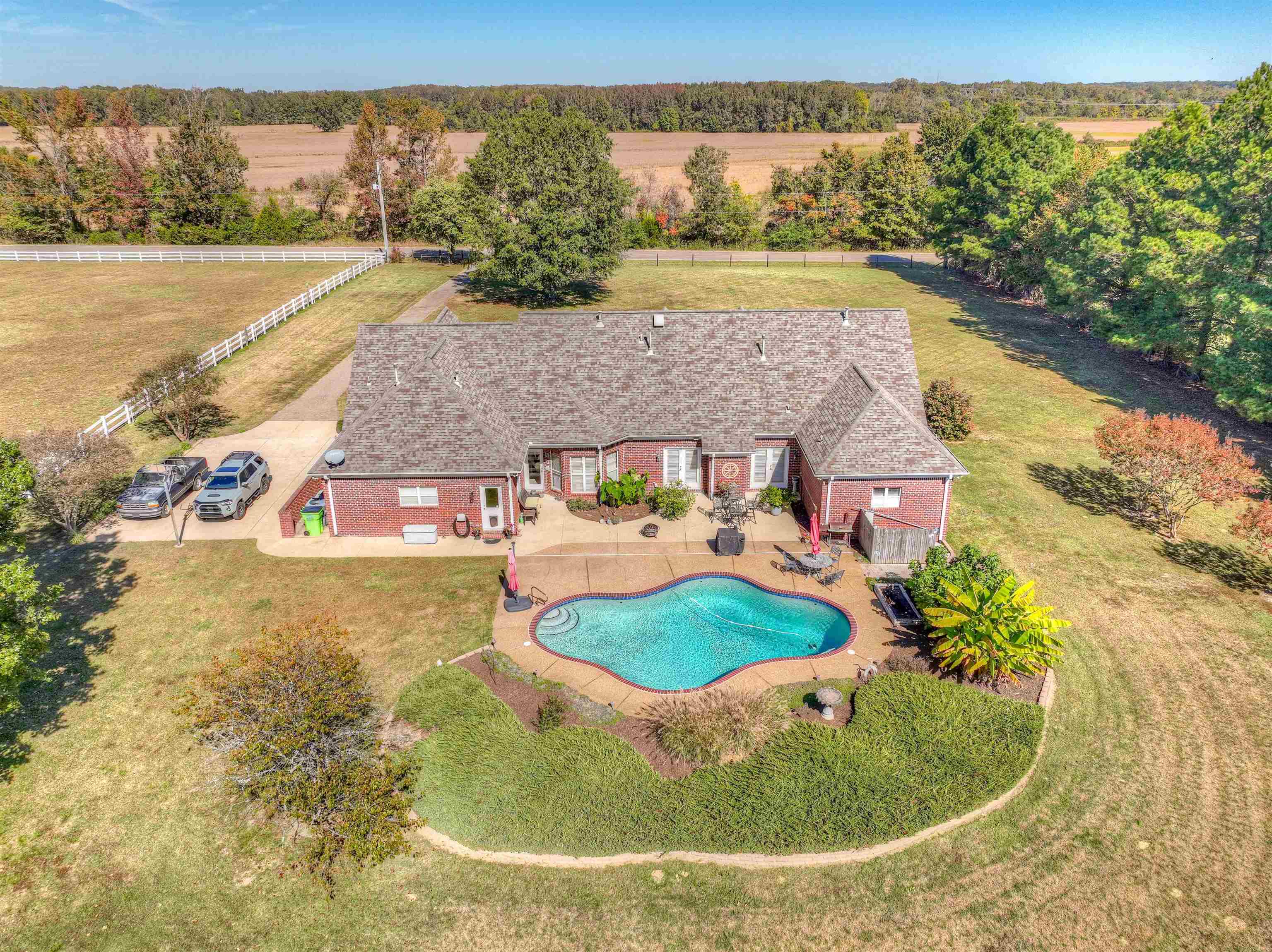 10529 Moose Road Millington, TN 38053 - Photo 10 of 40 an aerial view of residential houses with outdoor space and ocean view