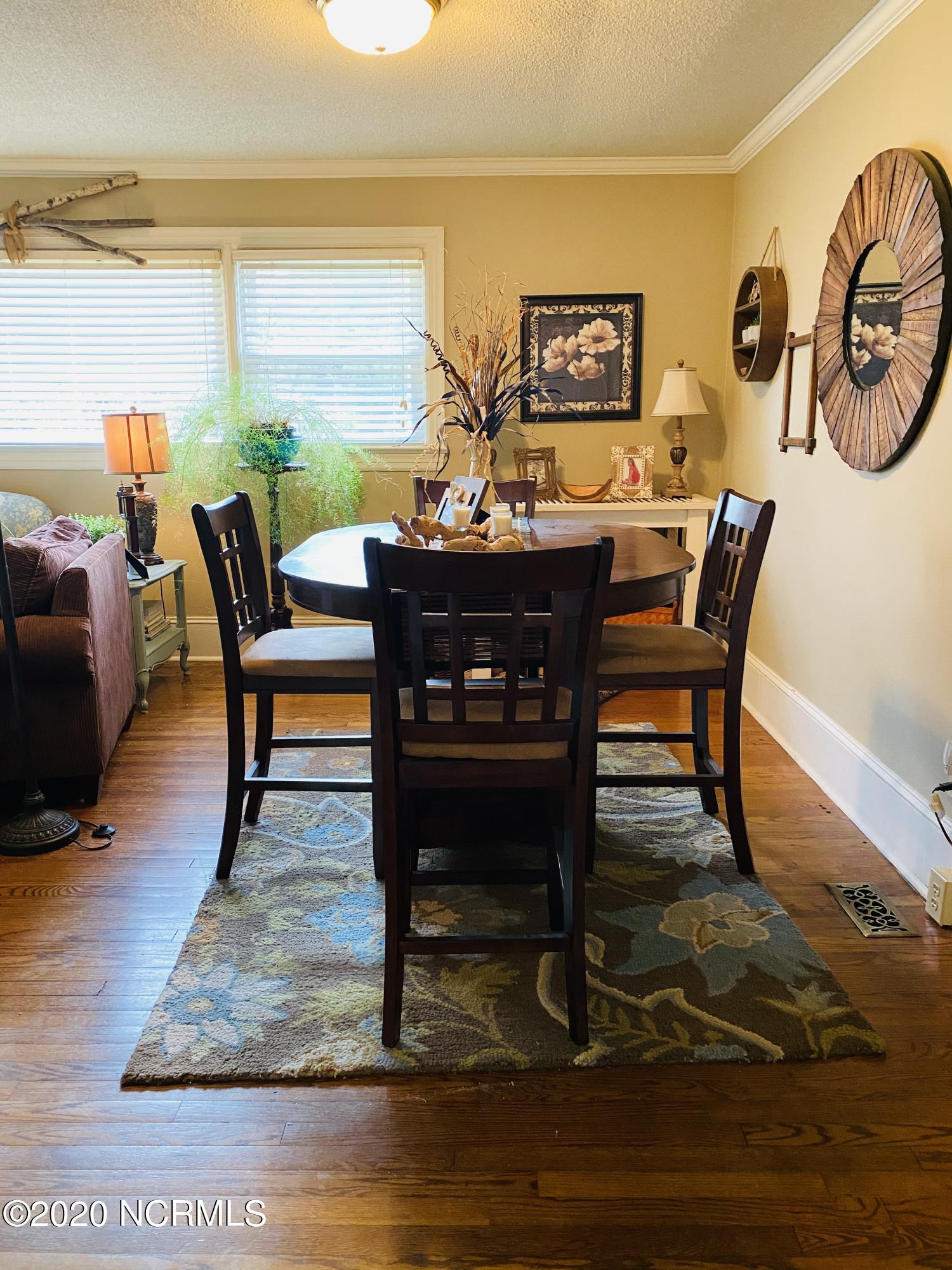 2305 Woodview Road Kinston, NC 28504 - Photo 12 of 31 E18B2F80-07E0-488F-A8B4-ED48602E0A40