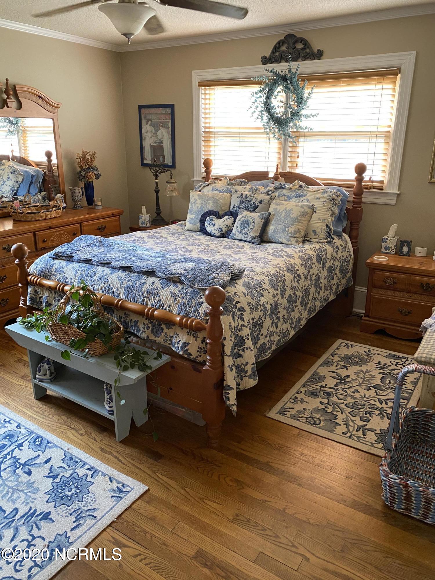 2305 Woodview Road Kinston, NC 28504 - Photo 24 of 31 61E82A81-DB12-4873-AA00-11438EA3AA66