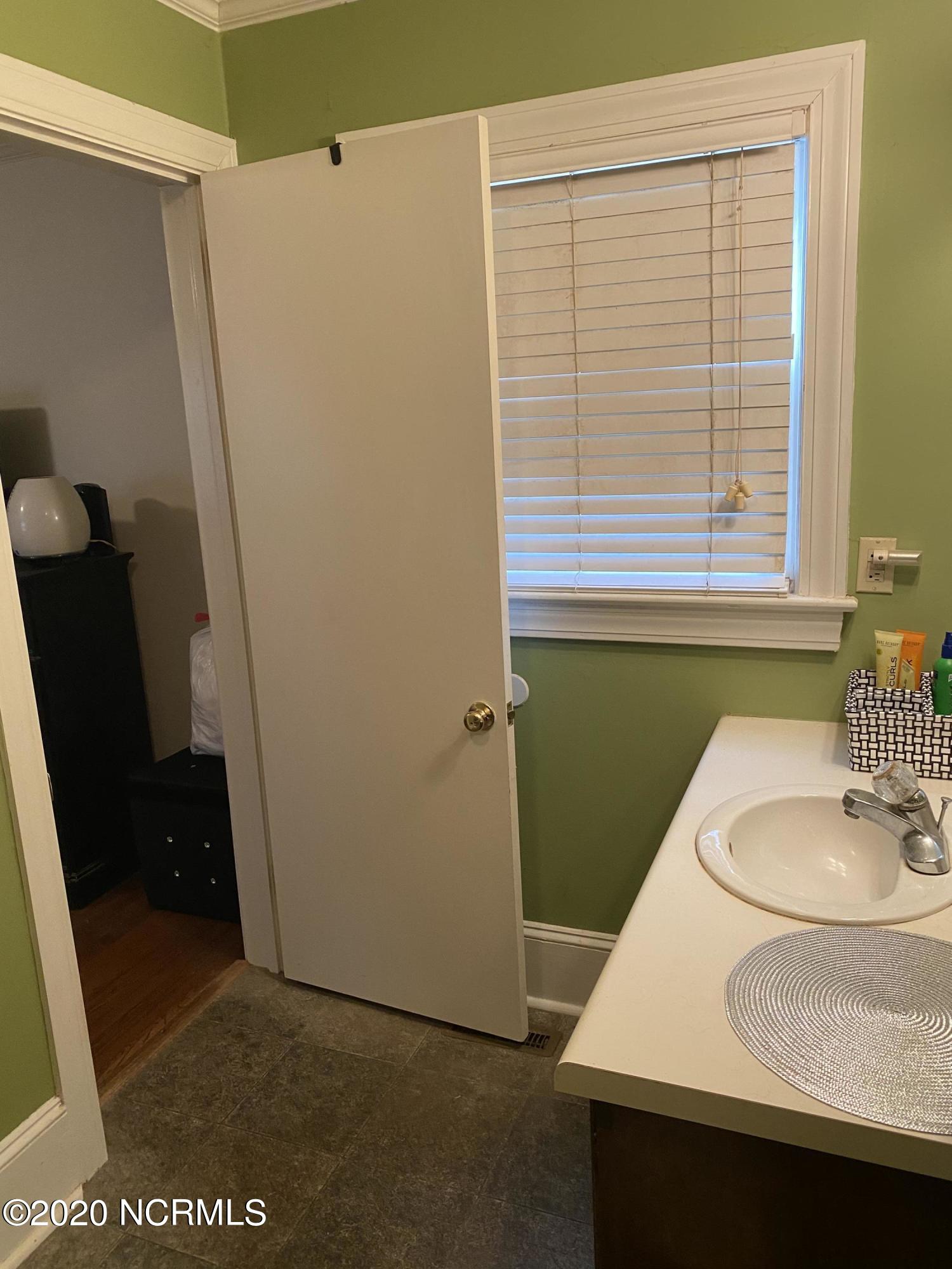 2305 Woodview Road Kinston, NC 28504 - Photo 31 of 31 3BDFDEBC-34EF-4763-A155-D6013D76D08C