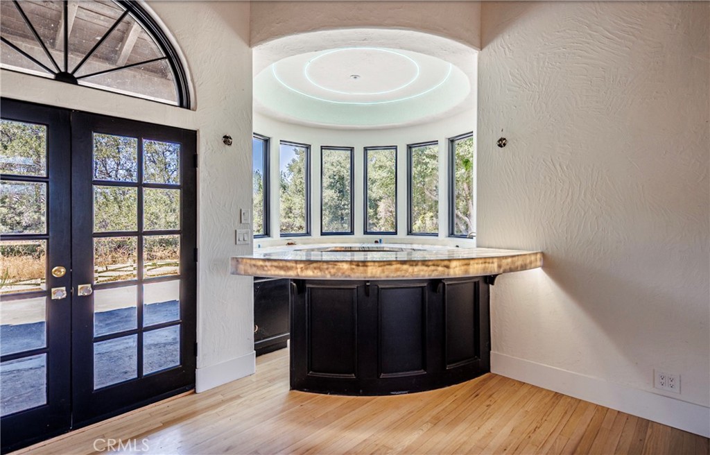 16515 Valley Ranch Road Canyon Country, CA 91387 - Photo 27 of 75 Bar area