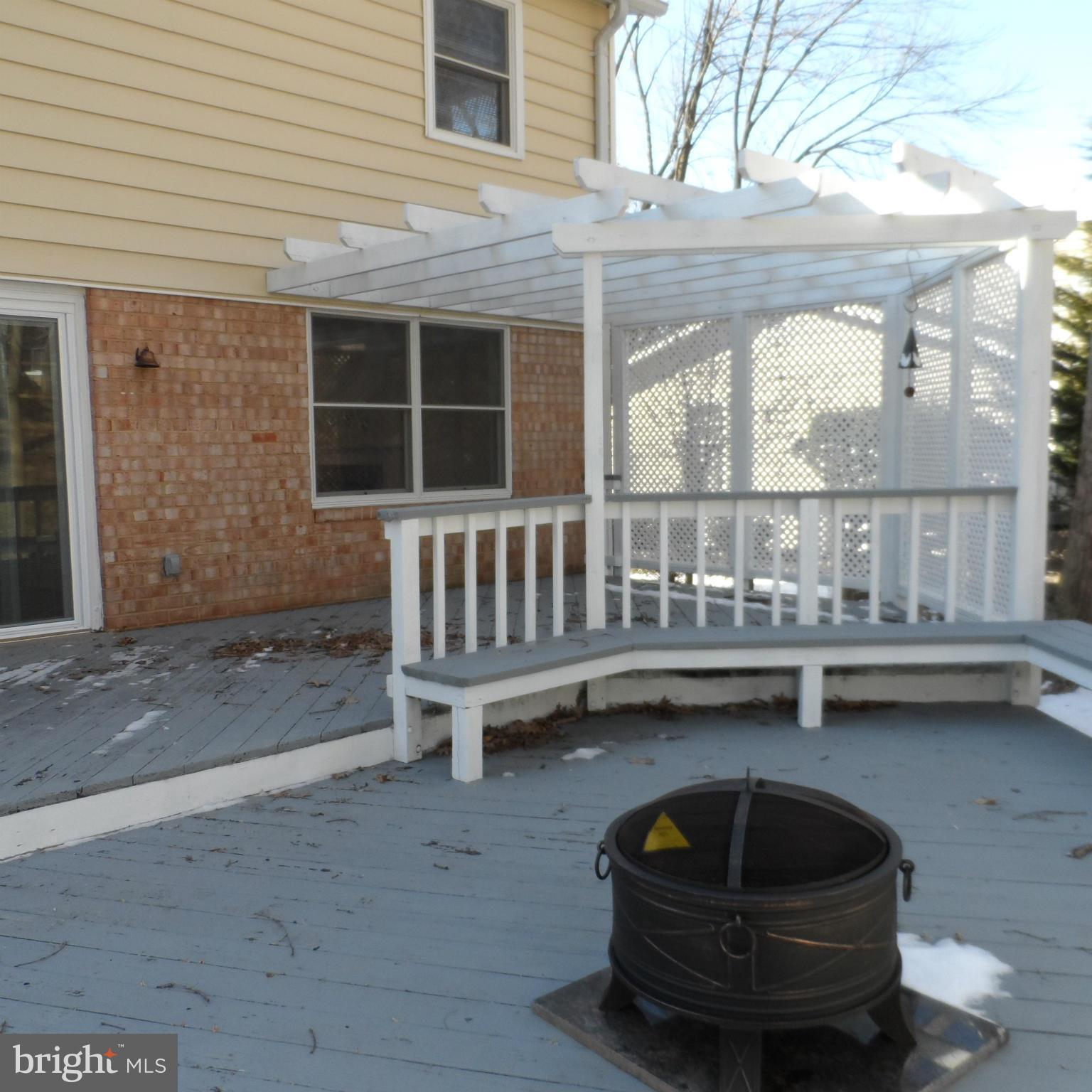 6607 Huntsman Boulevard Springfield, VA 22152 - Photo 14 of 30 Pergola, Bench Seating