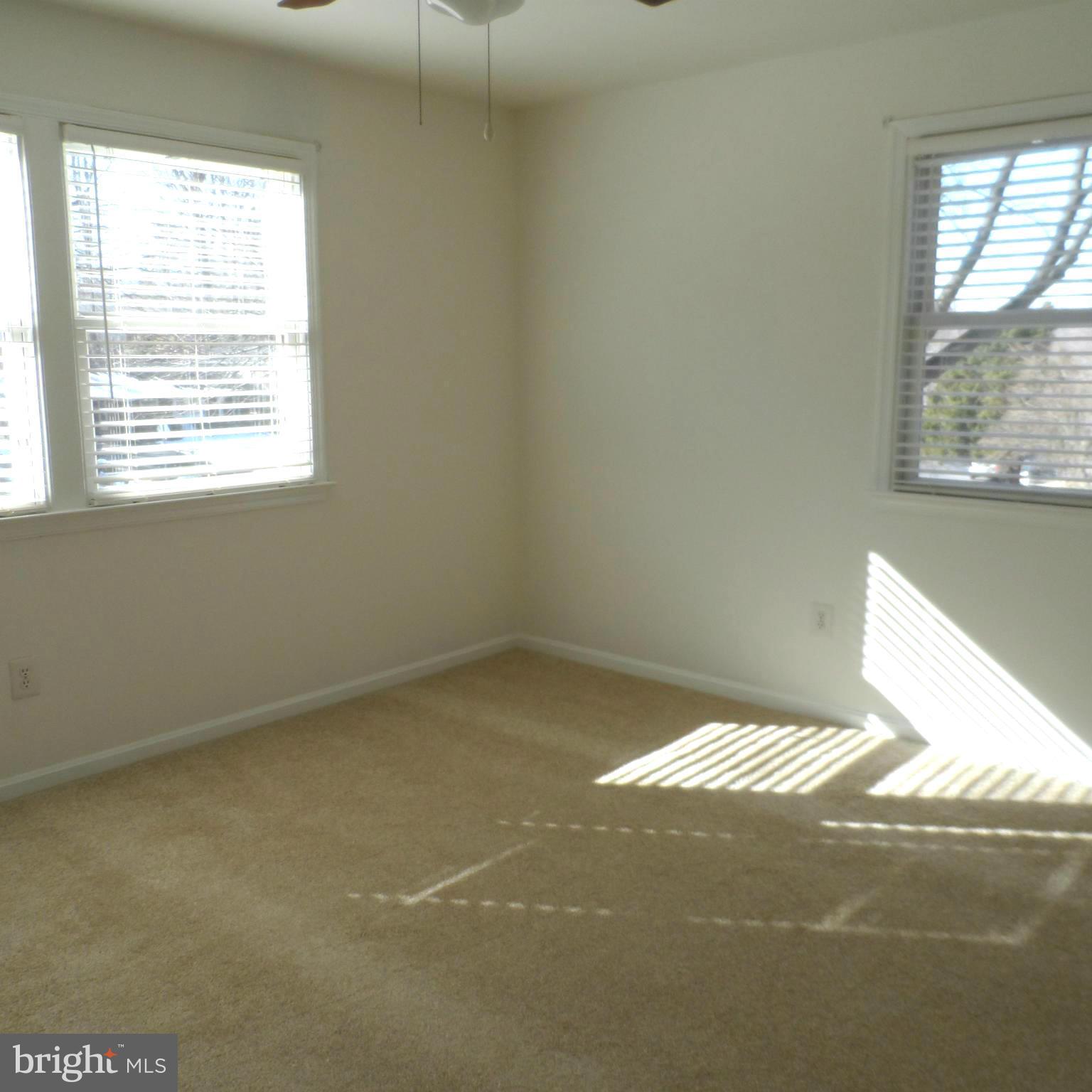 6607 Huntsman Boulevard Springfield, VA 22152 - Photo 22 of 30 Bedroom 2