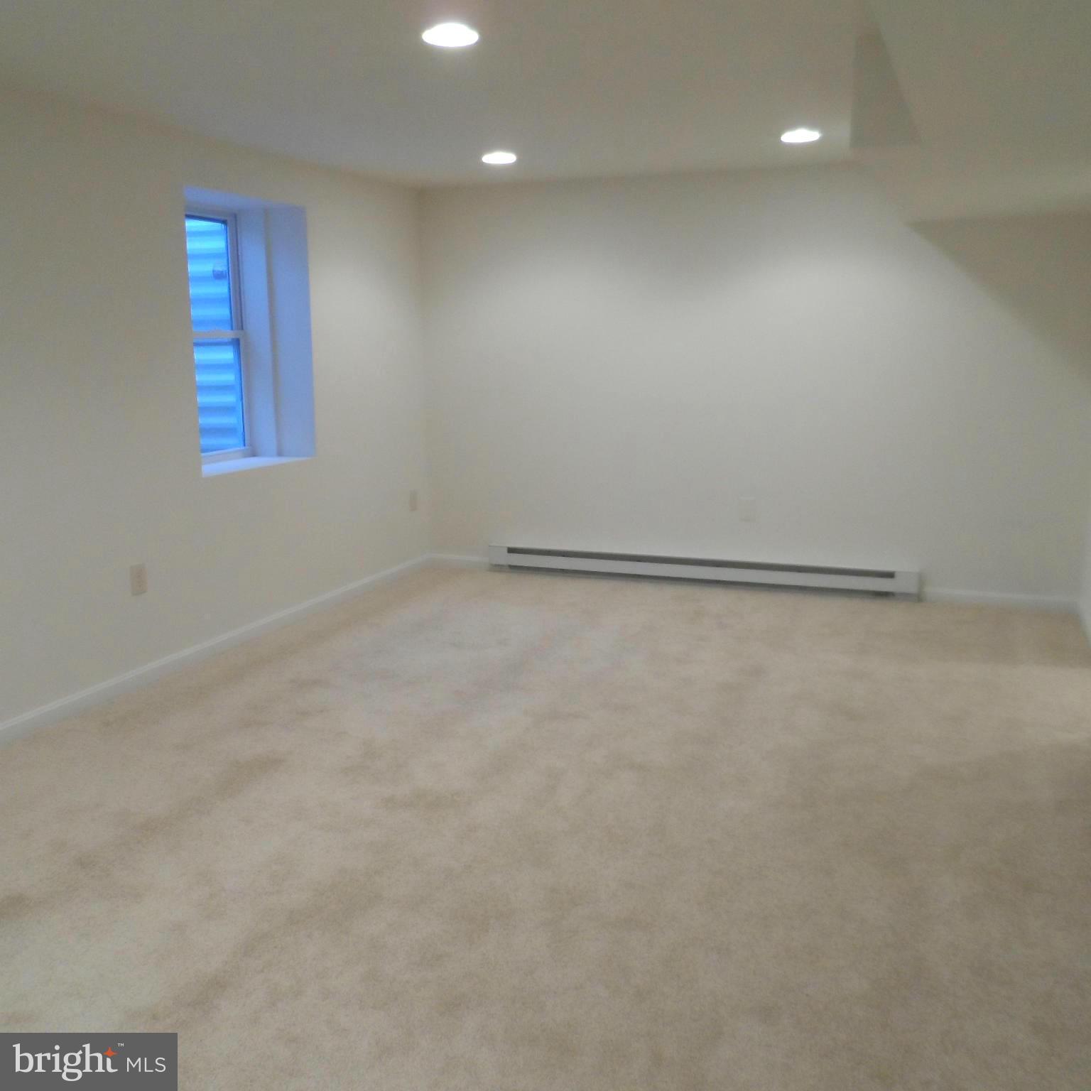 6607 Huntsman Boulevard Springfield, VA 22152 - Photo 24 of 30 Legal Bedroom 5 with Egress Window