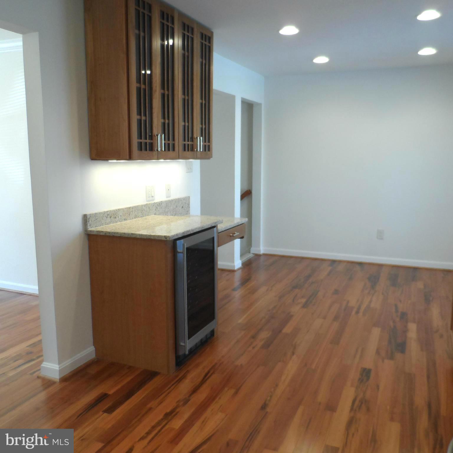 6607 Huntsman Boulevard Springfield, VA 22152 - Photo 9 of 30 Wine Frig, Kit Table Space