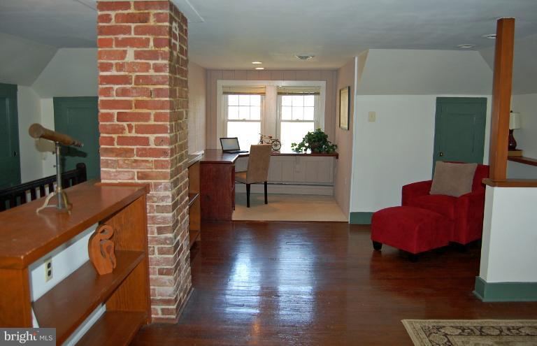 7037 Warfield Road Gaithersburg, MD 20882 - Photo 16 of 30 Bedroom (Master)