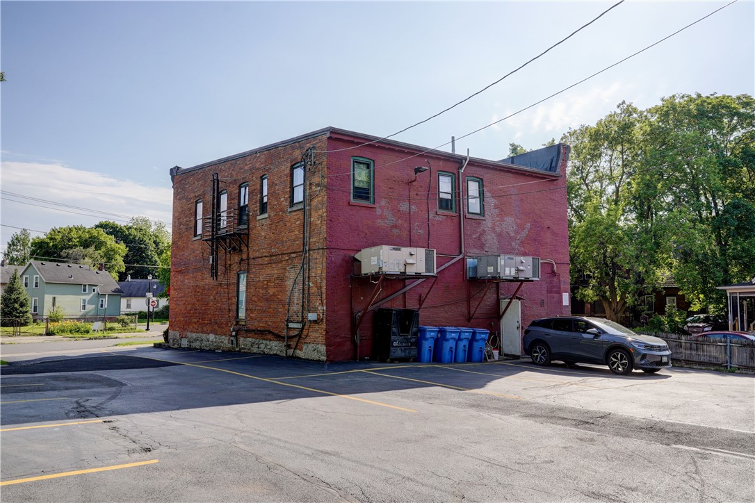 90 Henrietta Street, Unit 4 Rochester, NY 14620 - Photo 16 of 19