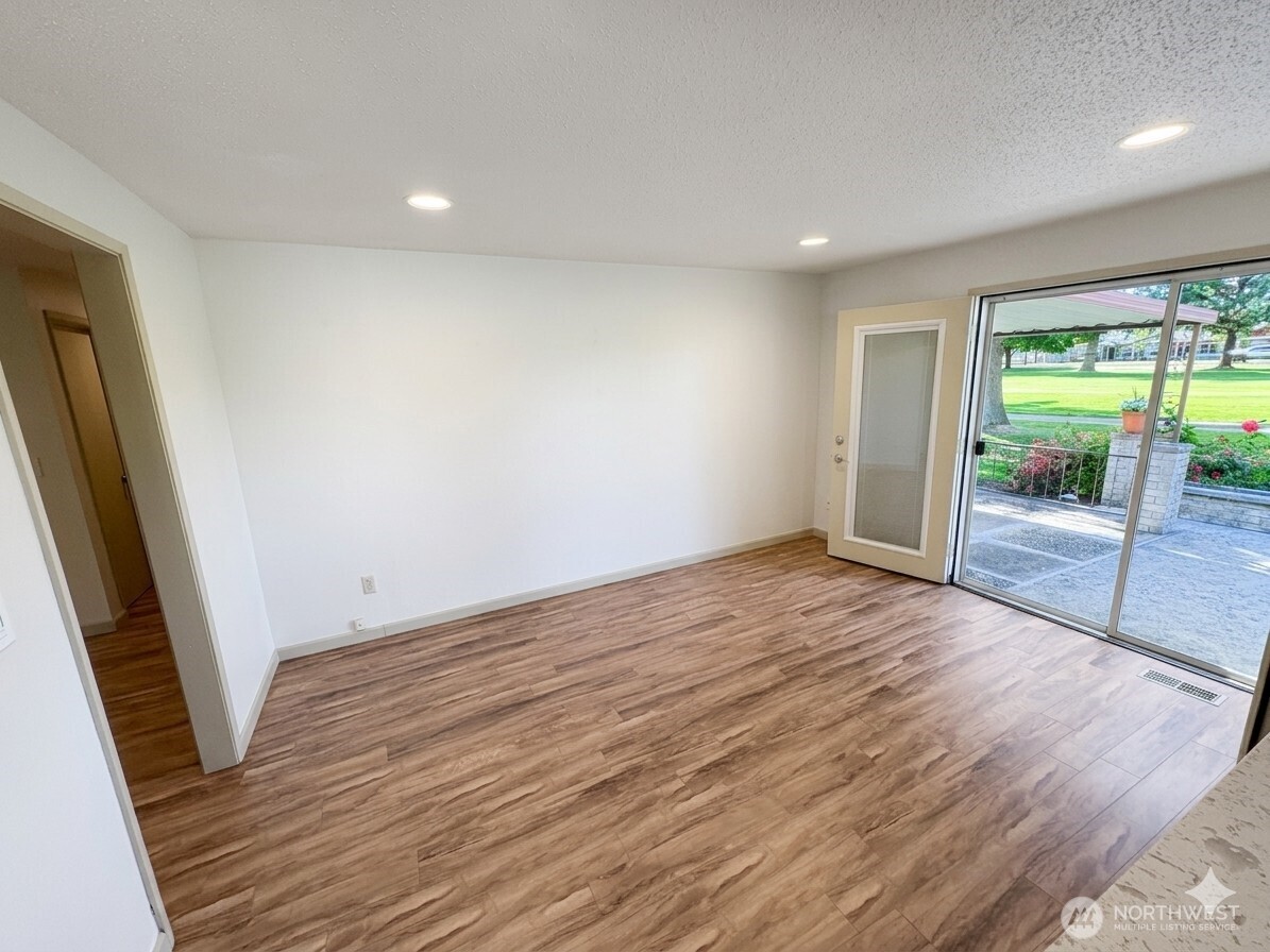 5203 65th Avenue Southeast Olympia, WA 98513 - Photo 19 of 36