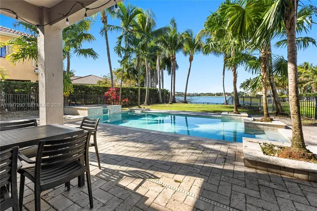 $1,250,000 | 18832 Southwest 77th Court, Cutler Bay, FL 33157