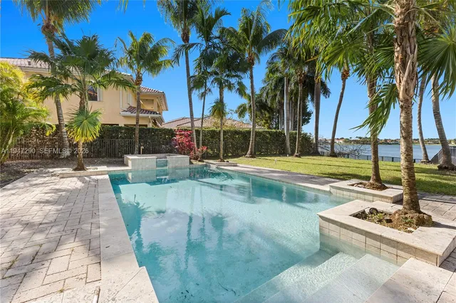 $1,250,000 | 18832 Southwest 77th Court, Cutler Bay, FL 33157