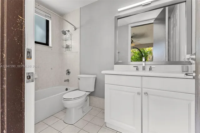 $1,250,000 | 18832 Southwest 77th Court, Cutler Bay, FL 33157