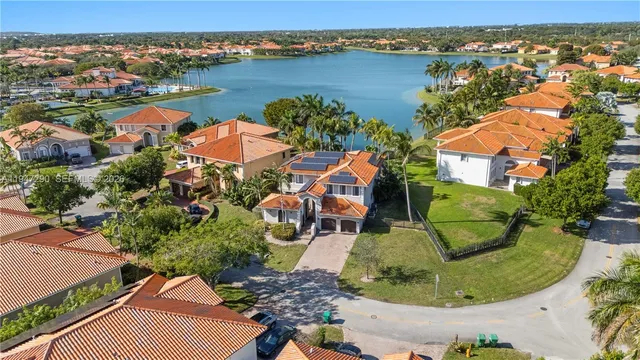 $1,250,000 | 18832 Southwest 77th Court, Cutler Bay, FL 33157