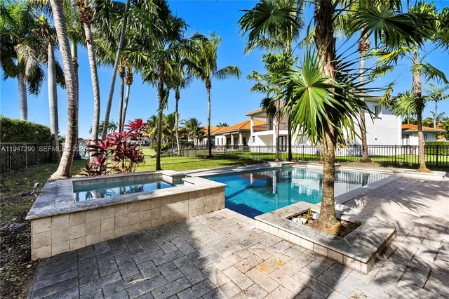 $1,250,000 | 18832 Southwest 77th Court, Cutler Bay, FL 33157