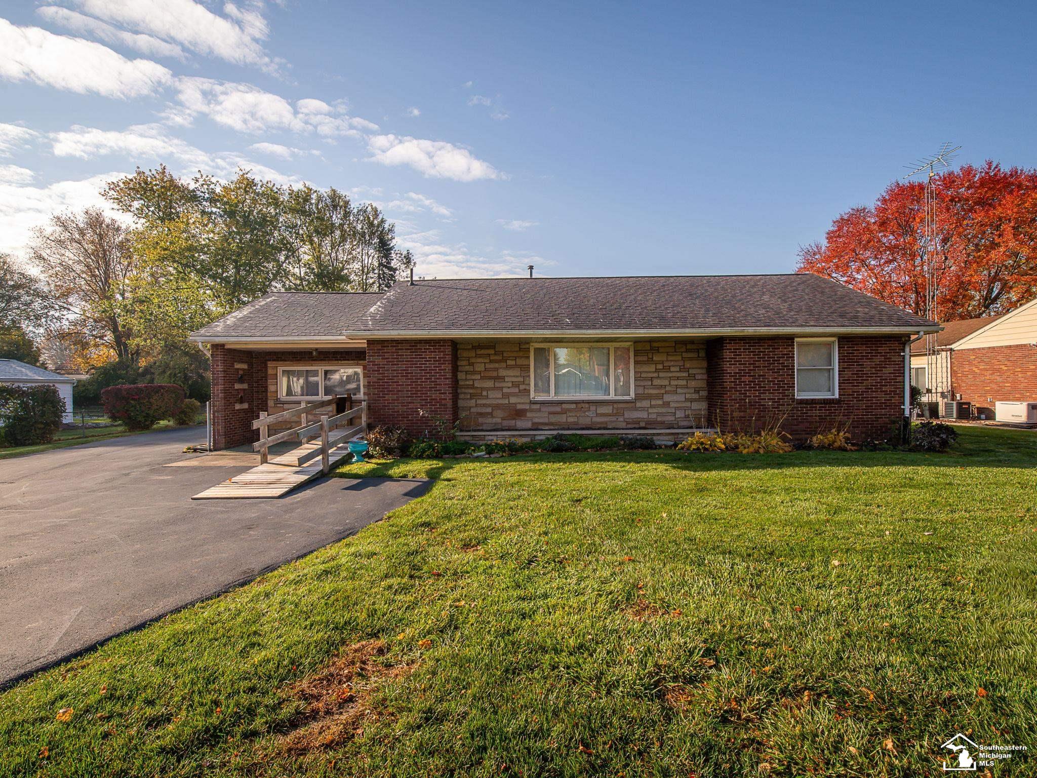 345 Lasalle Road Monroe, MI 48162 - Photo 27 of 44 50193711-598058e8-df83-4618-9bdc-01a372b427e1.JPG