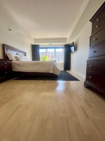 $215,000 | 3303 Grove Avenue, Unit 306, Berwyn, IL 60402