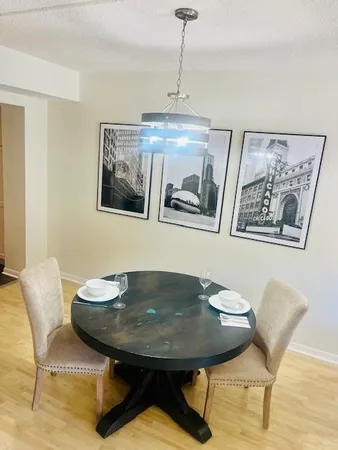 $215,000 | 3303 Grove Avenue, Unit 306, Berwyn, IL 60402