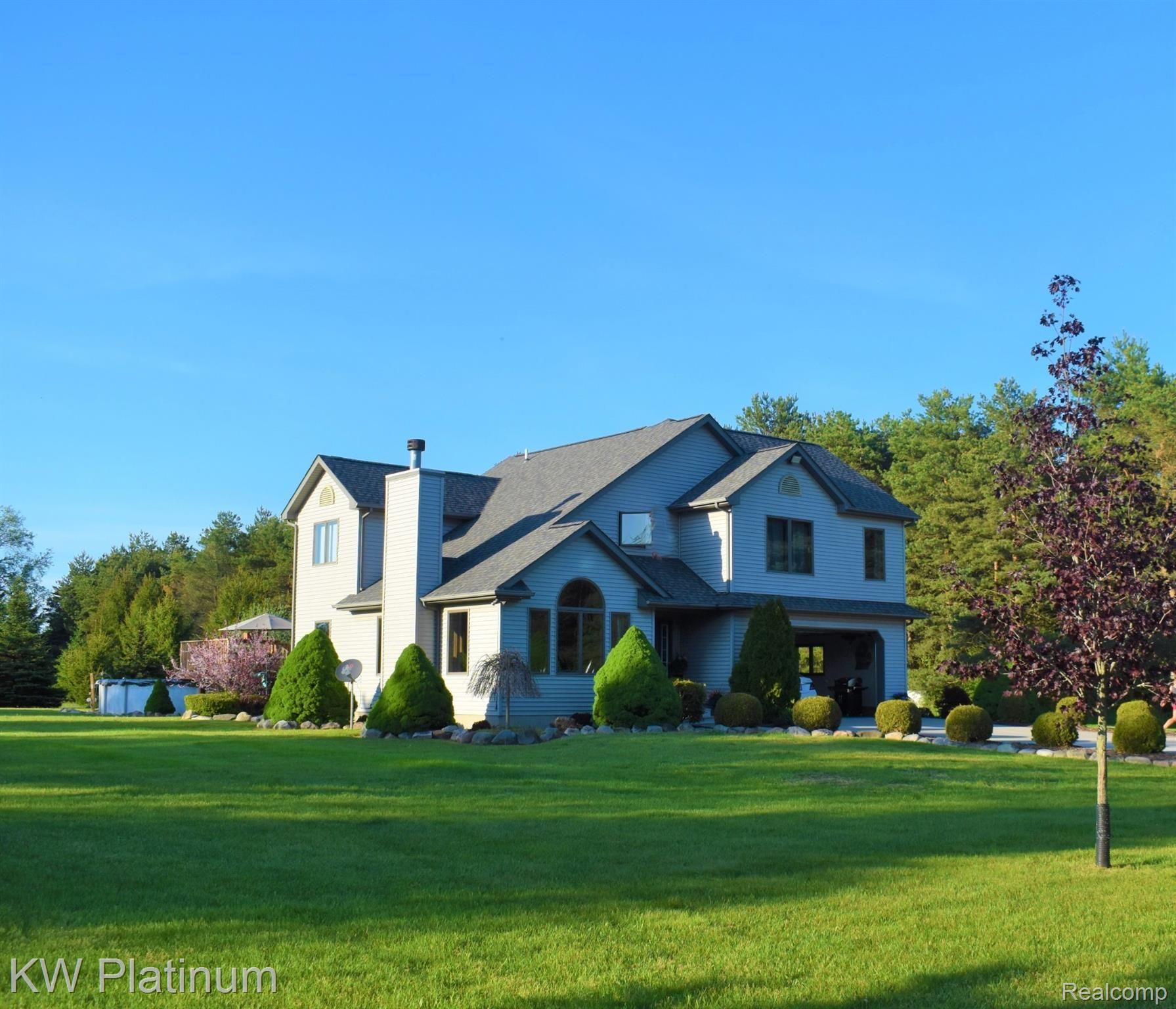 11364 Norman Road Yale, MI 48097 - Photo 1 of 48 DSC_0174.jpg