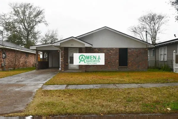 $1,200 | 2314 Elm Street, Lake Charles, LA 70601