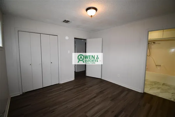 $1,200 | 2314 Elm Street, Lake Charles, LA 70601