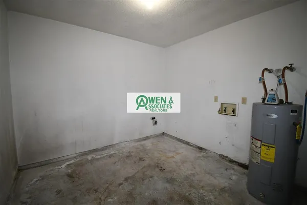 $1,200 | 2314 Elm Street, Lake Charles, LA 70601