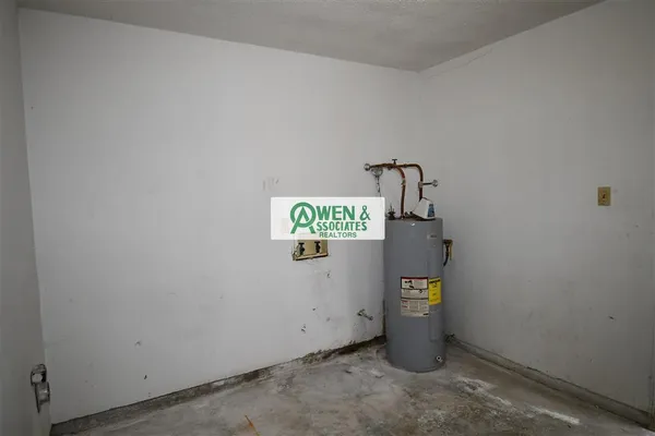 $1,200 | 2314 Elm Street, Lake Charles, LA 70601